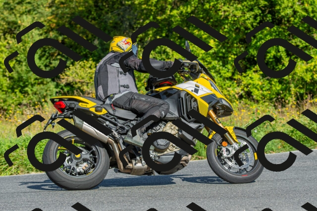 20250906100820-R01_4805_r1