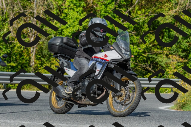 20250906101043-R01_4829_r1