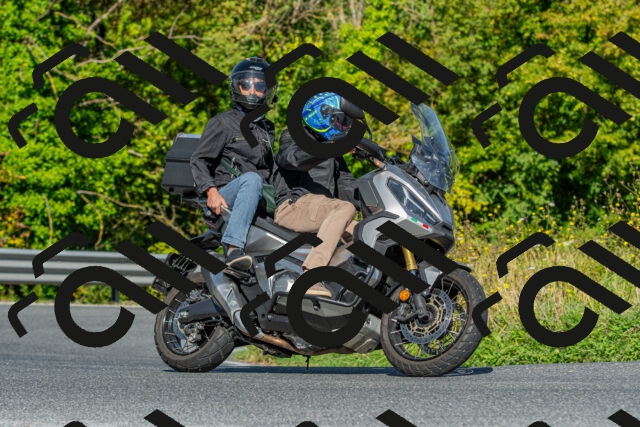 20250906101046-R01_4836_r1