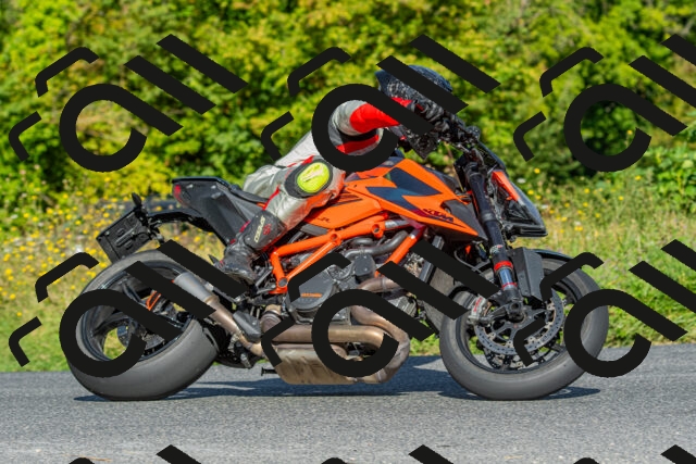 20250906101242-R01_4847_r1