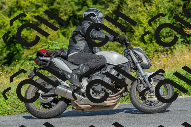 20250906101753-R01_4884_r1