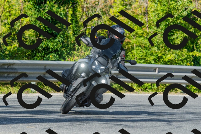 20250906102520-R01_4895_r1