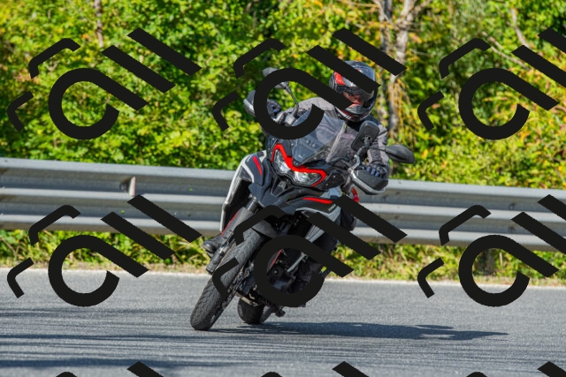 20250906102613-R01_4912_r1