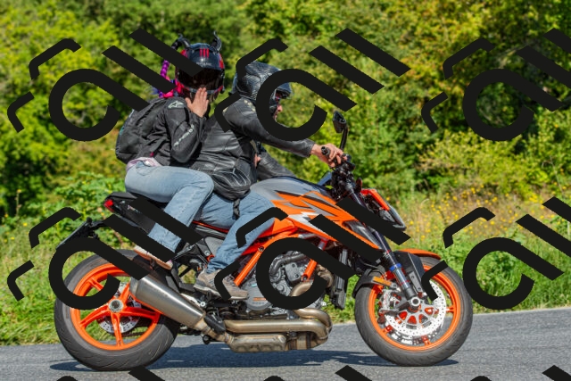 20250906102618-R01_4925_r1