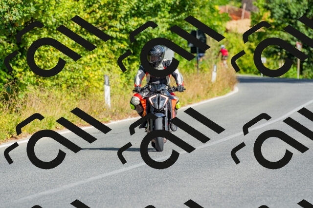 20250906103052-R01_4976_r1