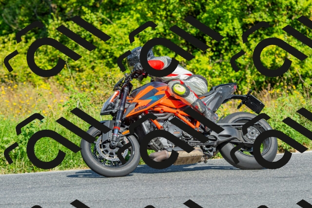 20250906103054-R01_4980_r1