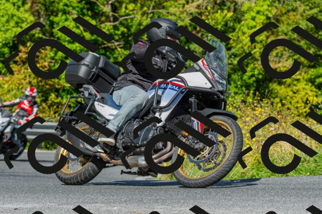 20250906103658-R01_5049_r1