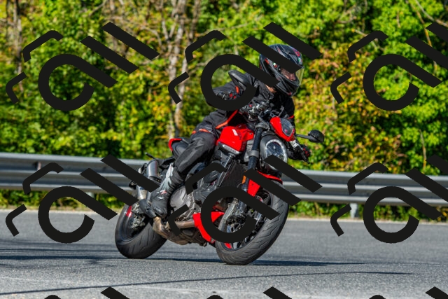 20250906110353-R01_5290_r1