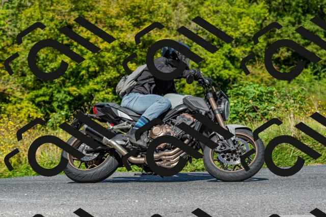 20250906110357-R01_5298_r1