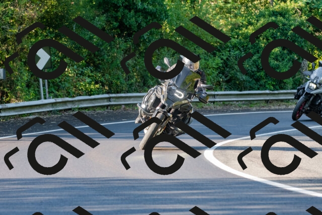 20250906085102_-R020472_r2