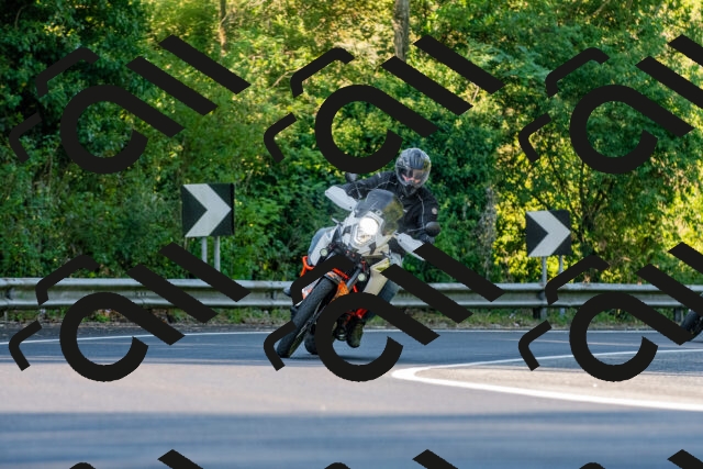 20250906090358_-R020488_r2