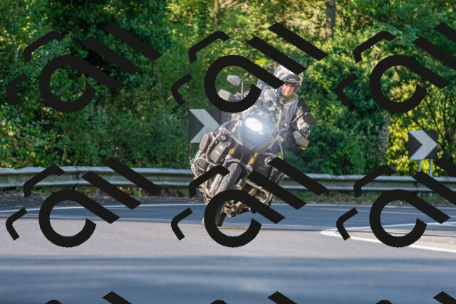 20250906091836_-R020544_r2