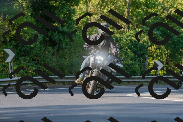 20250906092707_-R020571_r2