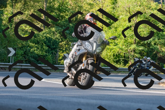 20250906092749_-R020585_r2