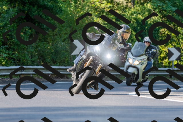 20250906092751_-R020588_r2