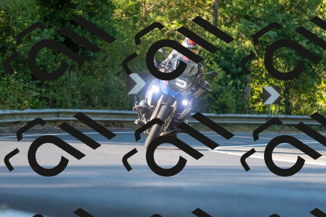 20250906093440_-R020598_r2