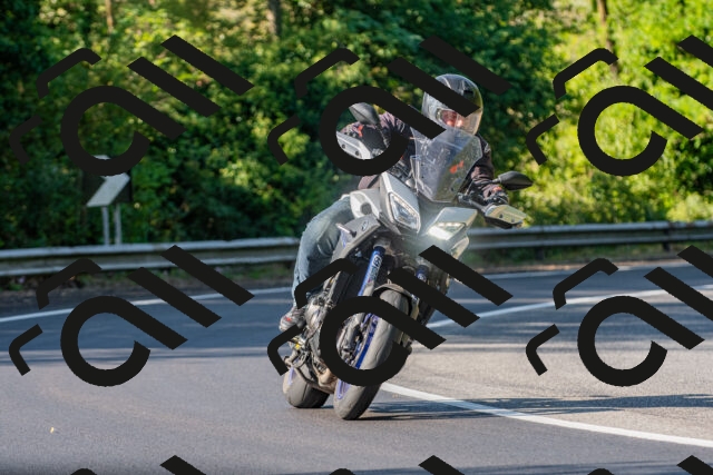 20250906094218_-R020615_r2