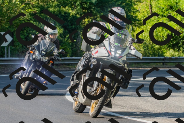 20250906094731_-R020633_r2