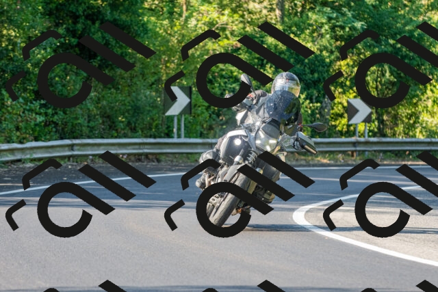 20250906095013_-R020647_r2