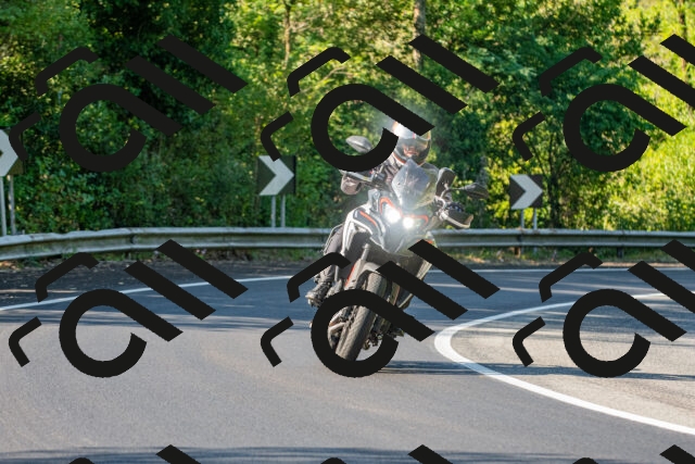 20250906095027_-R020651_r2