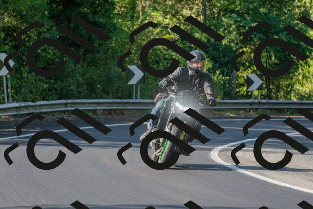 20250906095031_-R020654_r2