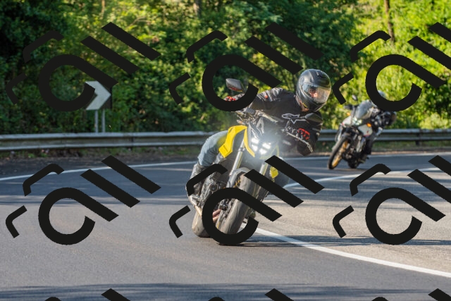 20250906095037_-R020669_r2