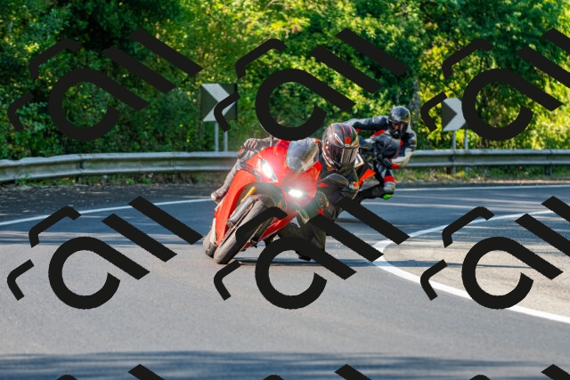 20250906095800_-R020707_r2