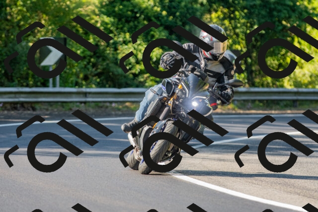 20250906101124_-R020748_r2