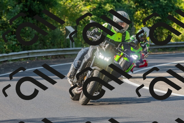 20250906101244_-R020756_r2