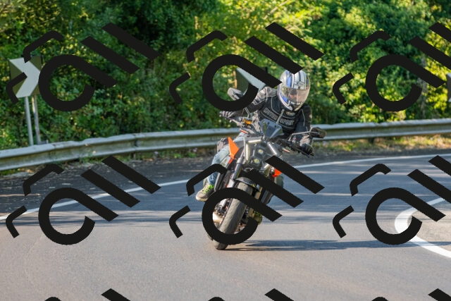 20250906101518_-R020762_r2