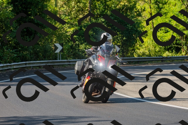 20250906101603_-R020785_r2