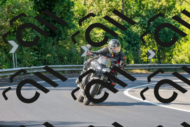 20250906101953_-R020833_r2