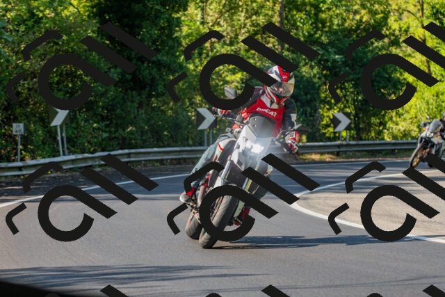 20250906102014_-R020849_r2