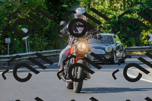 20250906103326_-R020897_r2