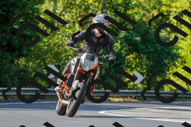 20250906103832_-R020921_r2