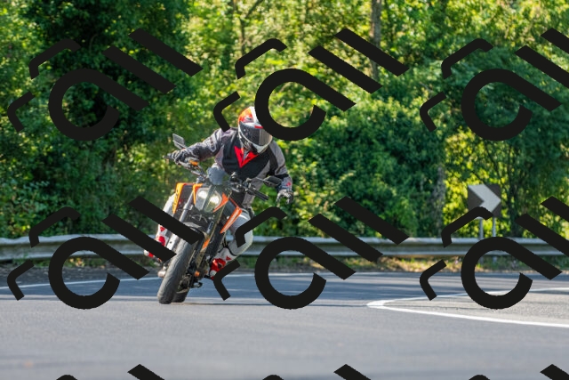 20250906103836_-R020922_r2