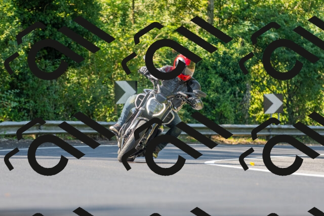 20250906104332_-R020944_r2