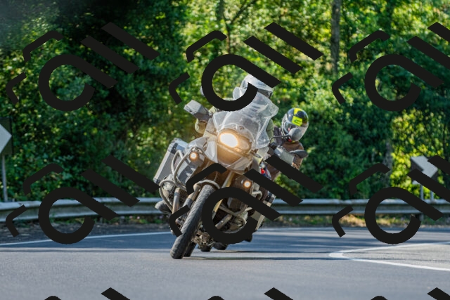 20250906104946_-R020990_r2