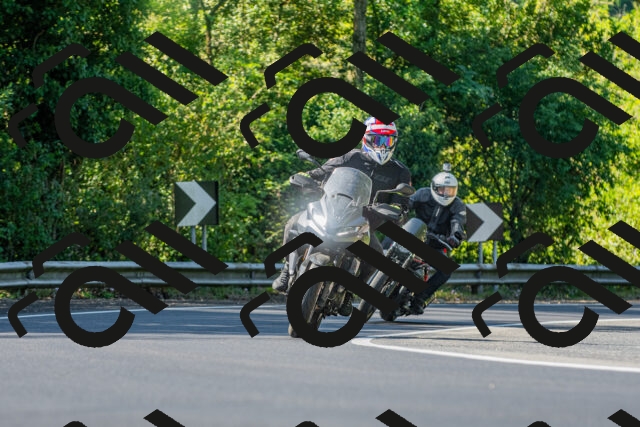 20250906105045_-R020998_r2