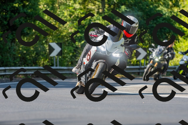 20250906105106_-R021011_r2