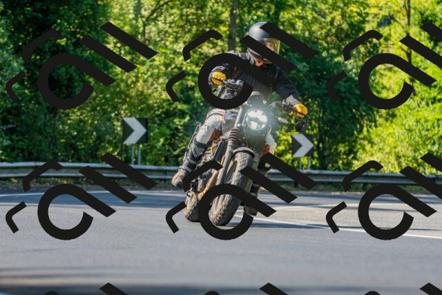 20250906105438_-R021019_r2