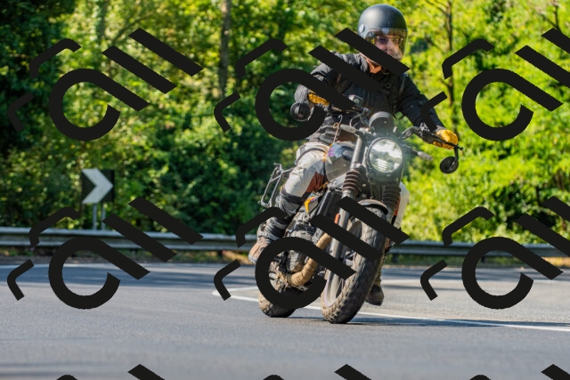 20250906105438_-R021020_r2