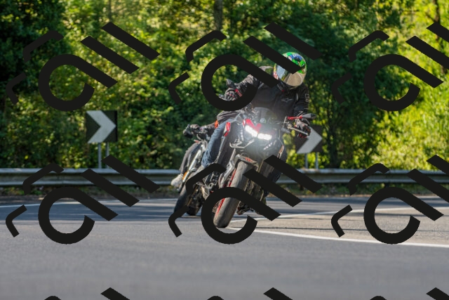 20250906105938_-R021051_r2