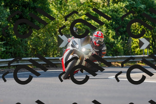 20250906111237_-R021086_r2