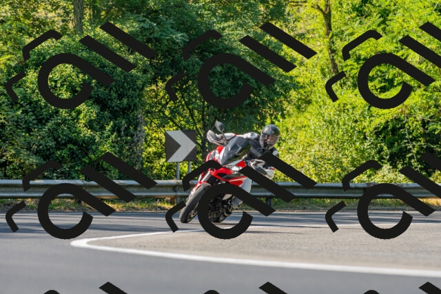 20250906111248_-R021090_r2