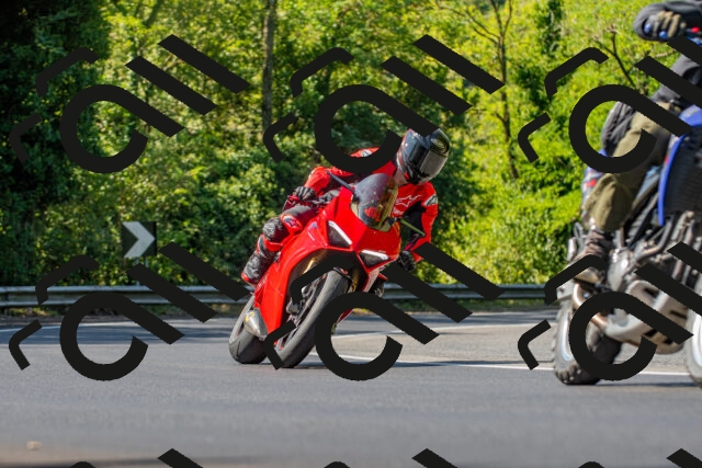 20250906111251_-R021100_r2