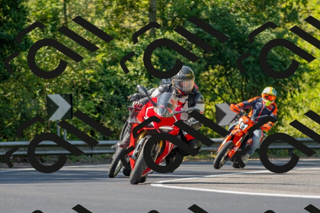 20250906111257_-R021103_r2