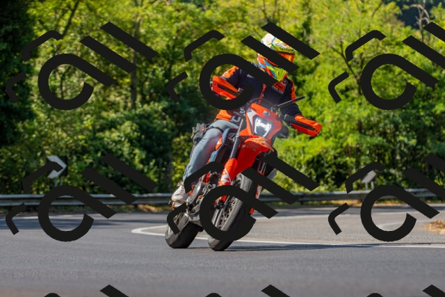 20250906111258_-R021108_r2