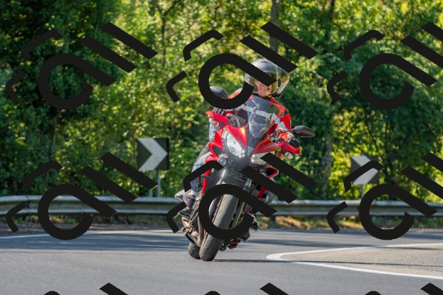 20250906111409_-R021116_r2