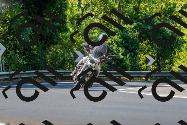 20250906111437_-R021125_r2